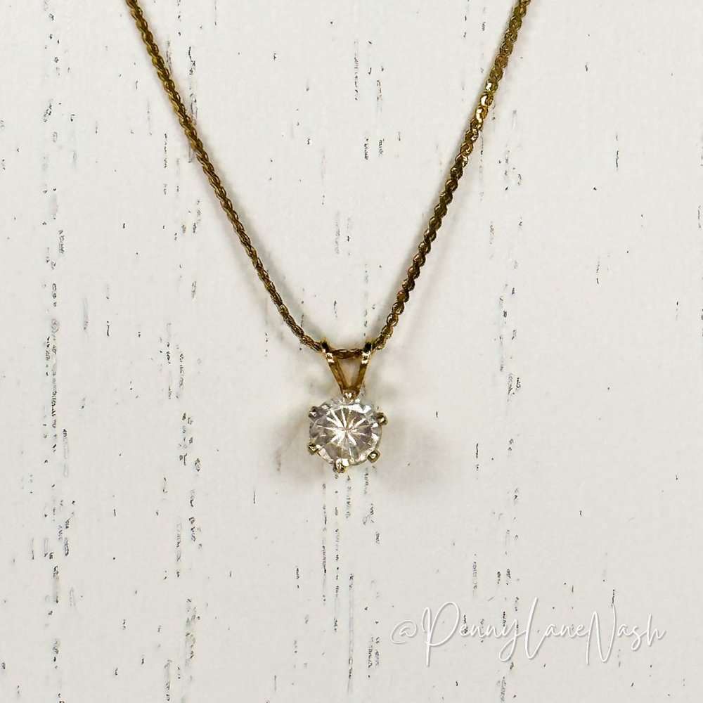 Vintage Gold Set Rhinestone Circle Solitaire Necklace - Picture 2 of 6